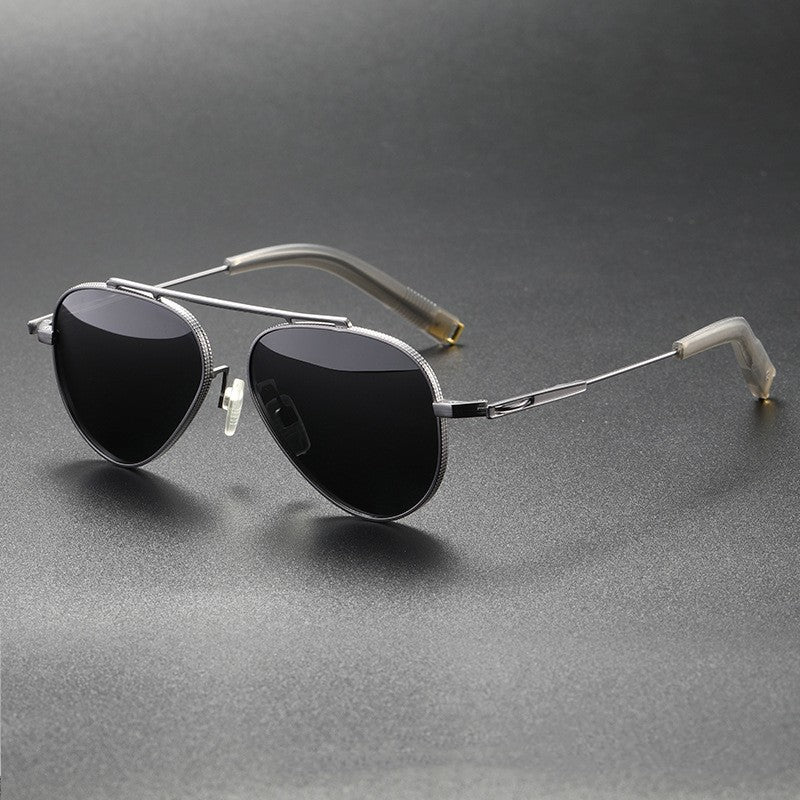 Titanium Polarized UV Protection Photochromic Sunglasses